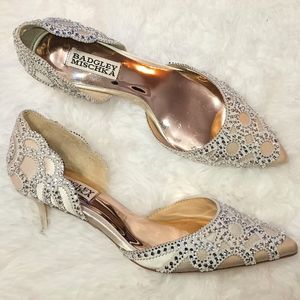 Badgley Mischka Ginny Kitten Heels Ivory